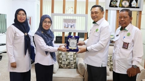 Kanwil Kemenag Kalbar dan Balai Bahasa Perkuat Sinergi Lestarikan Bahasa dan Sastra