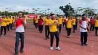 Olahraga Bareng Polres Kubu Raya dan Warga Sungai Ambawang Meriahkan HUT ke-80 RI