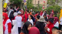 Semarak HUT Ke-80 RI, Ratusan Warga Ikuti Jalan Sehat di Kompleks Arikarya Indah IV
