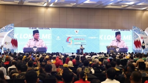 Presiden Prabowo memberikan sambutannya saat membuka Asosiasi Pemerintah Kabupaten Seluruh Indonesia (APKASI) Otonomi Expo Tahun 2025 yang berlangsung di Nusantara Hall, Indonesia Convention Exhibition (ICE) BSD, Tangerang, Provinsi Banten, pada Kamis, 28 Agustus 2025.