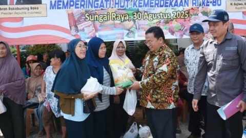 Pemkab Kubu Raya Gelar Operasi Pasar di HUT ke-3 Desa Rengas Kapuas