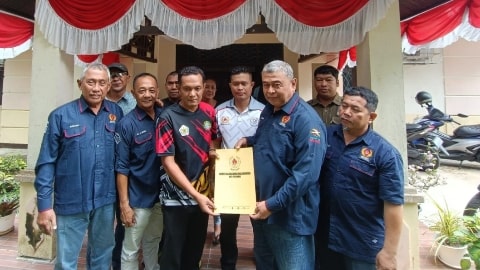 KONI Pontianak Salurkan Dana Pembinaan ke 42 Cabor