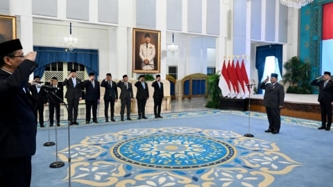 Presiden Prabowo Subianto secara resmi melantik empat jabatan menteri dan satu wakil menteri Kabinet Merah Putih sisa masa jabatan 2024-2029 di Istana Negara, Jakarta, pada Senin, 8 September 2025. Foto: BPMI Setpres.