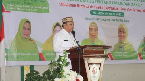 FAHMI UMMI Kalbar Dilantik, Kakanwil Kemenag: Ibu adalah Madrasah Pertama Bangsa