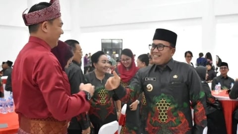 Bupati Sujiwo Harap Kafilah Tampil Maksimal di MTQ XXXIII Kalbar
