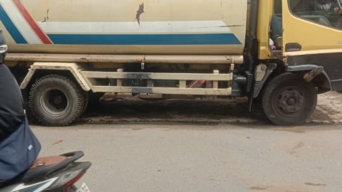 Mahasiswa Tewas Terlindas Truk di Sungai Kakap