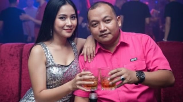 Gemini AI Bisa Dipakai Edit Foto Bareng Cewek: Prompt Trending dan Cara Buat Gratis