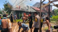 Cekcok dengan Istri, Pria di Kubu Raya Nekat Bakar Rumah Sendiri