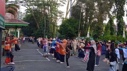 Warga Pontianak Gelar Senam Sehat untuk Palestina
