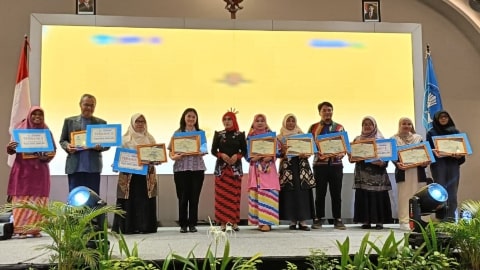 MAN 1 Pontianak Raih Peringkat II Lomba Wajah Bahasa Sekolah 2025