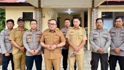 Tinjau Polsek KMB, Bupati Sujiwo Janji Bangunan Baru Tahun Depan