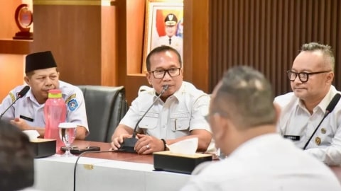 Sujiwo Tegaskan Nakes Harus Satu Frekuensi: Pelayanan Rakyat Prioritas Utama