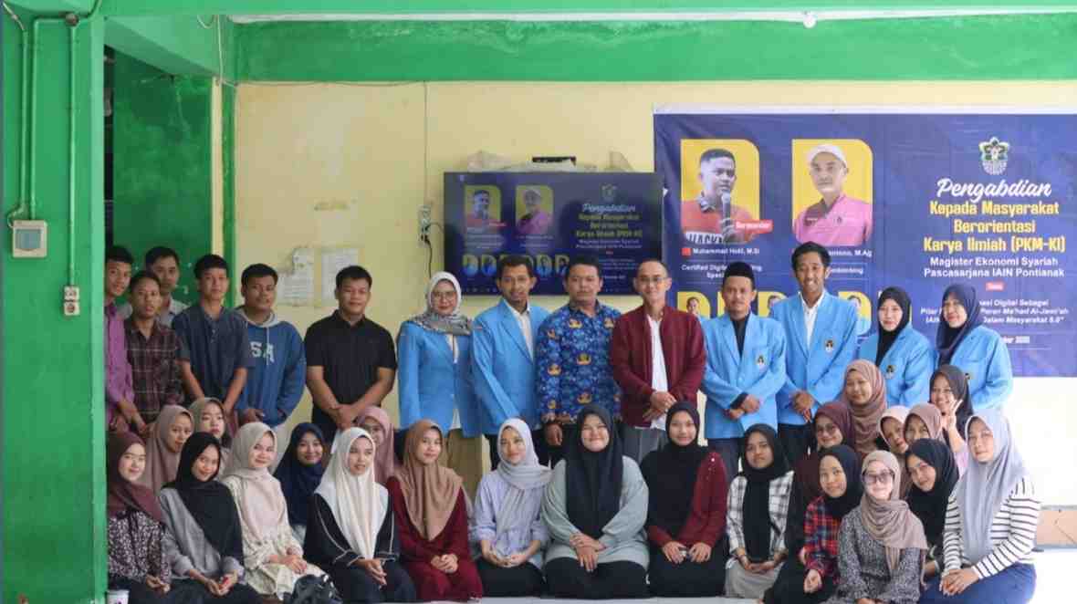 Pascasarjana Institut Agama Islam Negeri (IAIN) Pontianak kembali menyelenggarakan kegiatan Pengabdian Kepada Masyarakat Berorientasi Karya Ilmiah (PKM-KI), Sumber Foto : Bugie