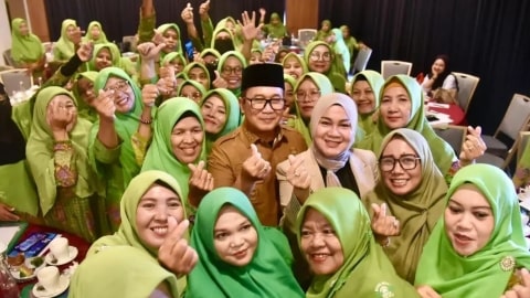 Sujiwo Ajak Muslimat NU Kubu Raya Berperan Aktif Percepat Pembangunan Daerah