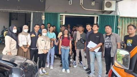 Terbongkar! Rumah Penampungan Ilegal di Kubu Raya Jadi Markas Penyelundupan PMI ke Malaysia