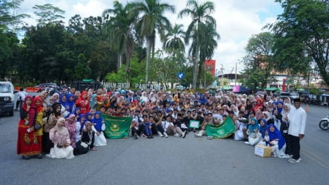 MAN 1 Pontianak Juara 1 Pawai Ta’aruf Ramadan 1447 H