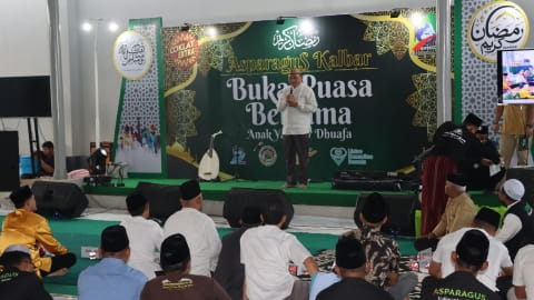 Kakanwil Kemenag Kalbar Hadiri Bukber Asparagus Bersama DPD RI dan Anak Yatim di Kubu Raya