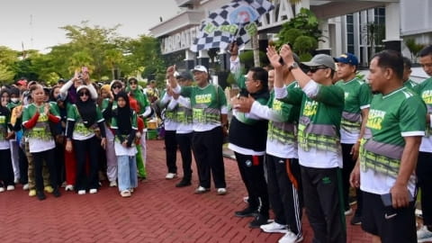 UNU Kalbar Gelar Jalan Sehat di Kubu Raya, Sukiryanto Ajak Masyarakat Dukung Pendidikan