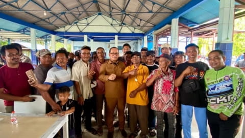 Sujiwo Instruksikan Dinas Perikanan Permudah Nelayan Dapat Solar Subsidi